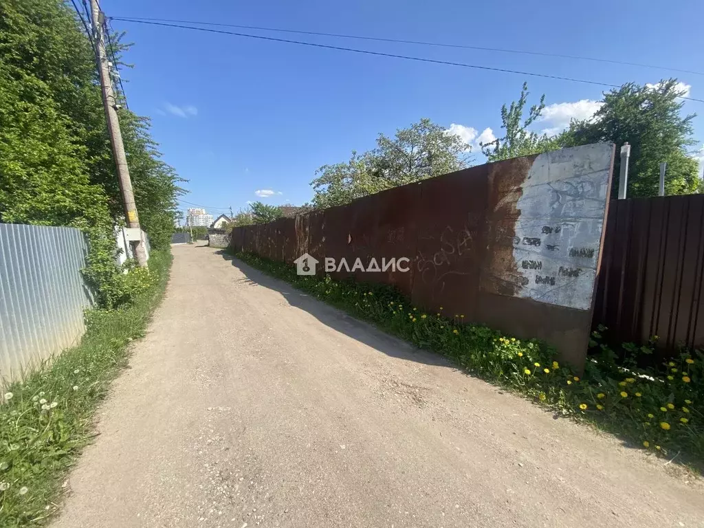 Участок в Калининградская область, Калининград Октябрьское СНТ, ул. ... - Фото 1
