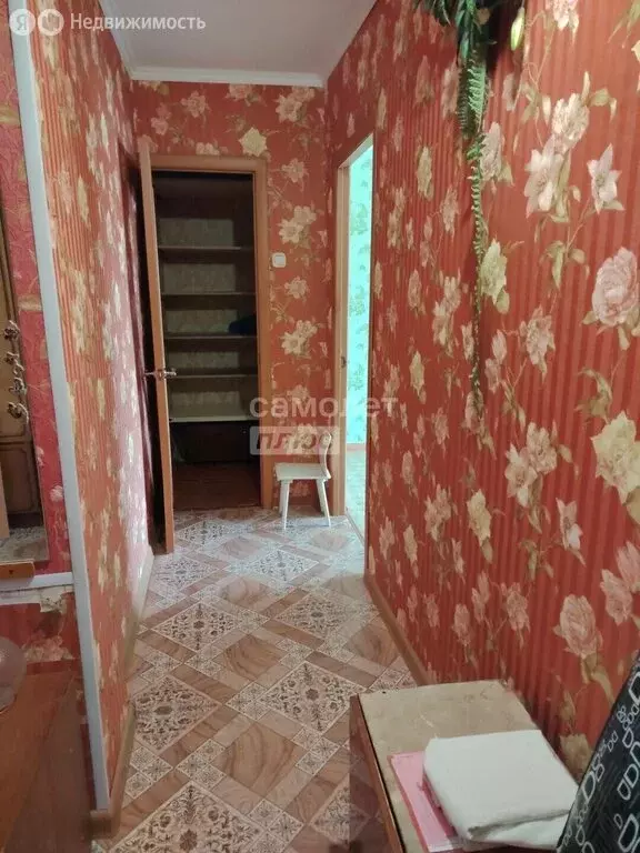 3-комнатная квартира: Майкоп, улица Коммунаров, 148 (65.3 м) - Фото 1