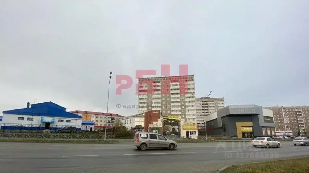 Торговая площадь в Свердловская область, Первоуральск ул. Ленина, 5А/1 ... - Фото 0