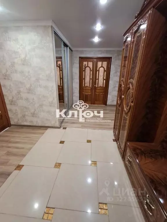 3-к кв. Башкортостан, Стерлитамак ул. Артема, 70 (100.0 м) - Фото 0