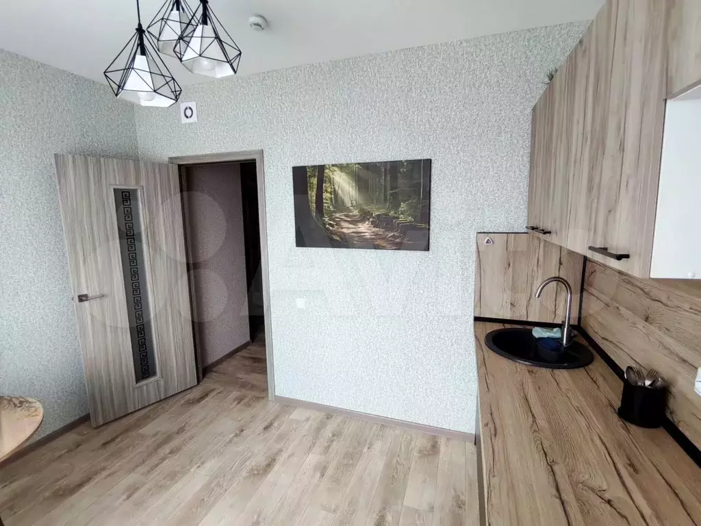 1-к. квартира, 39 м, 8/8 эт. - Фото 1