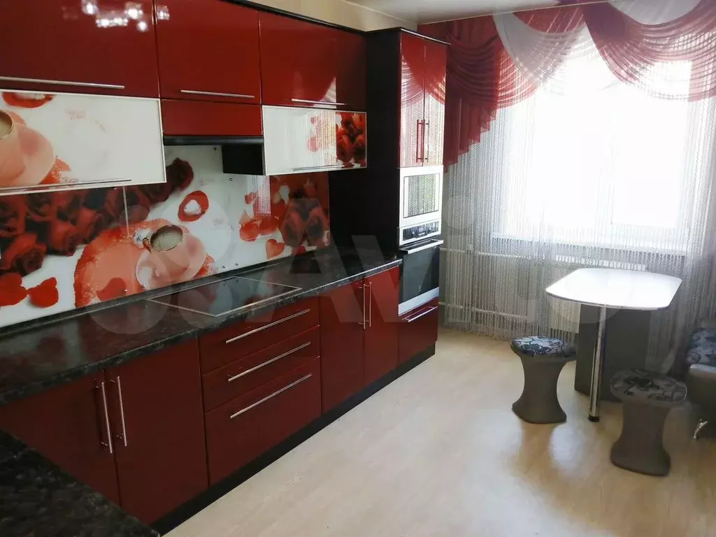 2-к. квартира, 60 м, 4/10 эт. - Фото 0