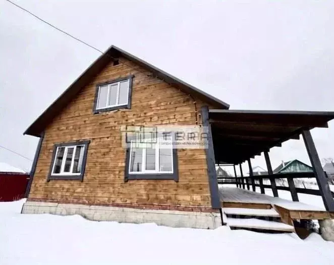 Дом в Башкортостан, Иглинский сельсовет, с. Иглино ул. Энергетиков, 9Б ... - Фото 0