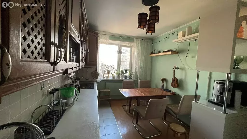 2-комнатная квартира: Реутов, улица Дзержинского, 9 (71.2 м) - Фото 1