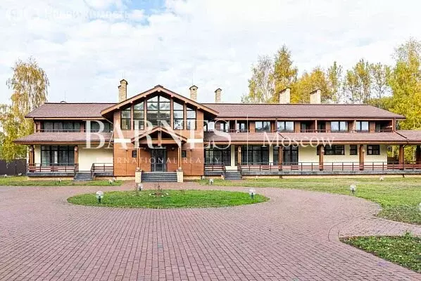 Дом в Одинцовский городской округ, деревня Борки (1450 м) - Фото 1