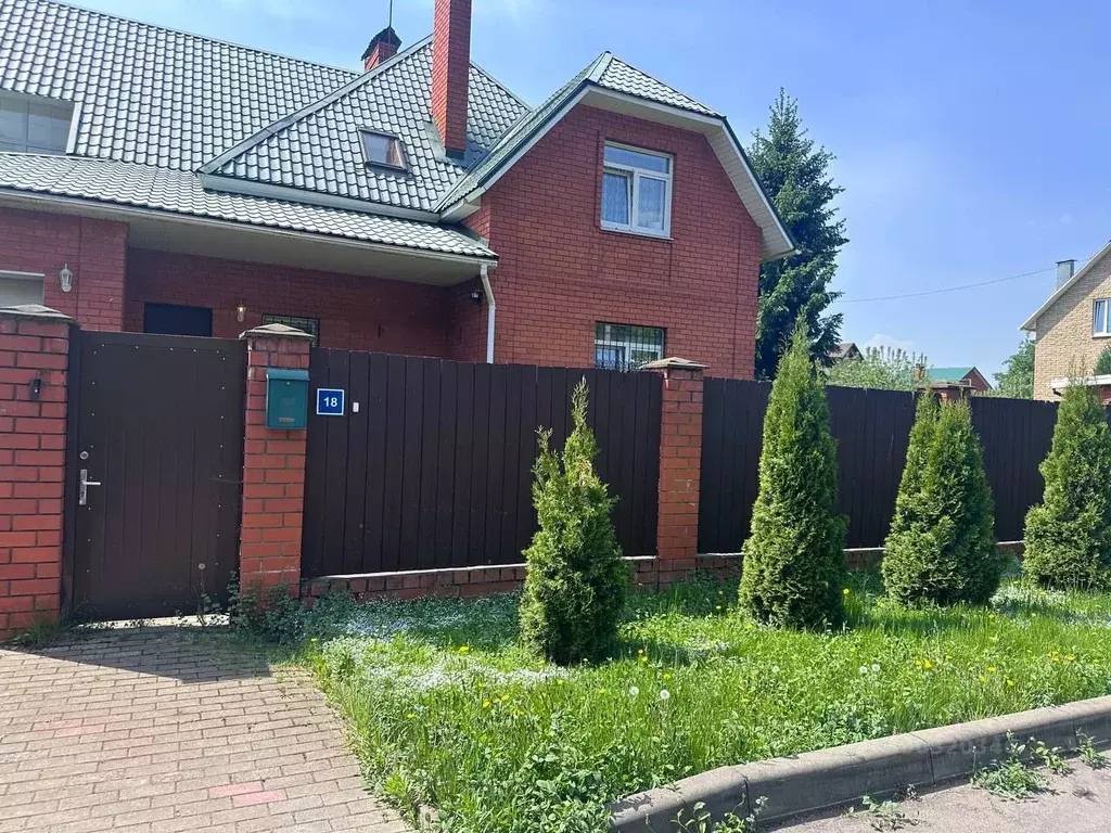 Коттедж в Москва д. Верхнее Валуево, 18 (350 м) - Фото 1