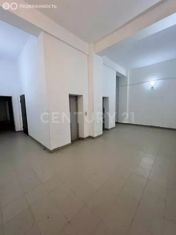 3-комнатная квартира: Махачкала, проспект Амет-хана Султана, 37 (150 ... - Фото 2