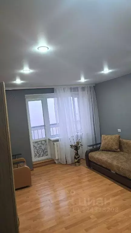 1-к кв. Ростовская область, Новочеркасск ул. Искра, 9А (30.0 м) - Фото 1