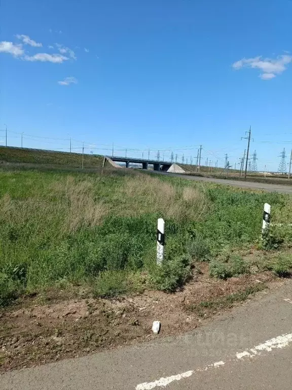 Участок в Оренбургская область, Оренбургский район, с. Ивановка ... - Фото 1