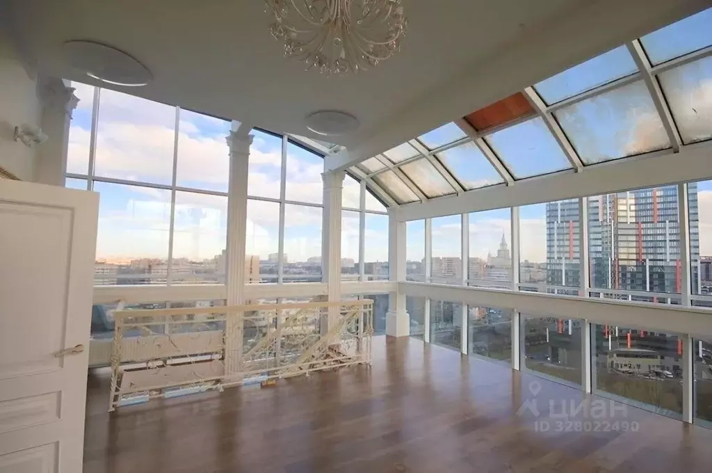 5-к кв. Москва Минская ул., 1ГК1 (350.0 м) - Фото 1