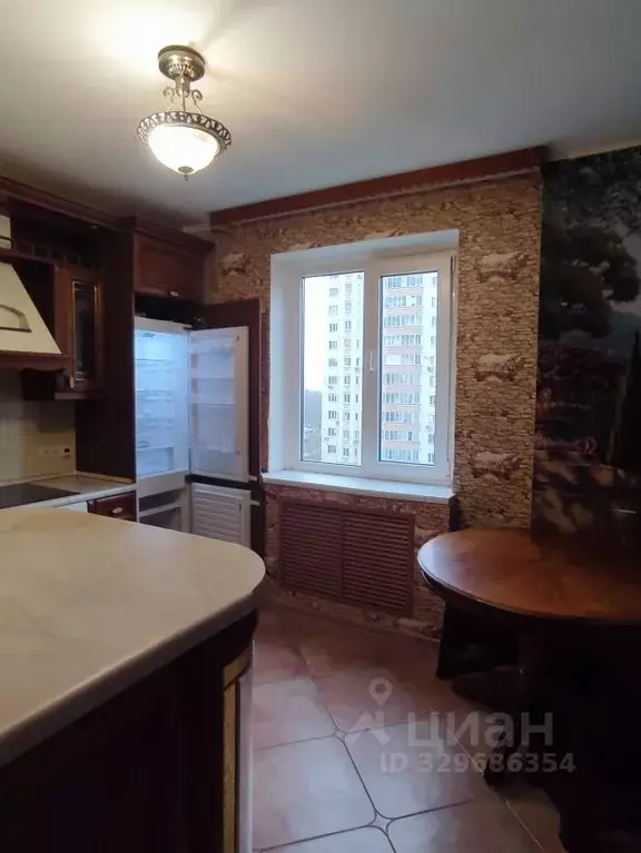 3-к кв. Курская область, Курск просп. Победы, 30 (81.0 м) - Фото 1