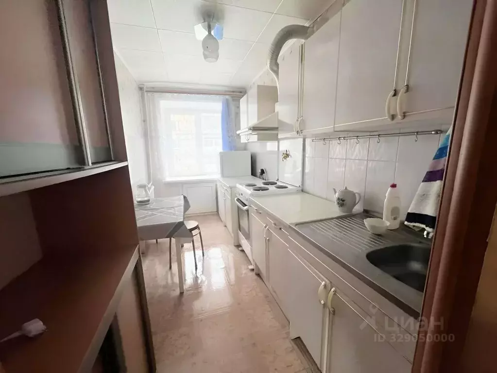 3-к кв. Удмуртия, Ижевск ул. Имени Татьяны Барамзиной, 80 (60.0 м) - Фото 1