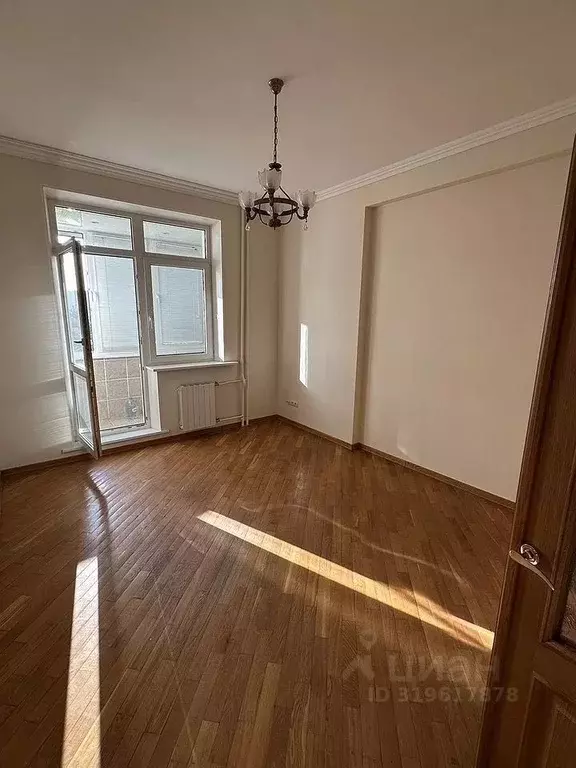 2-к кв. Москва ул. Академика Анохина, 2К3 (80.0 м) - Фото 0