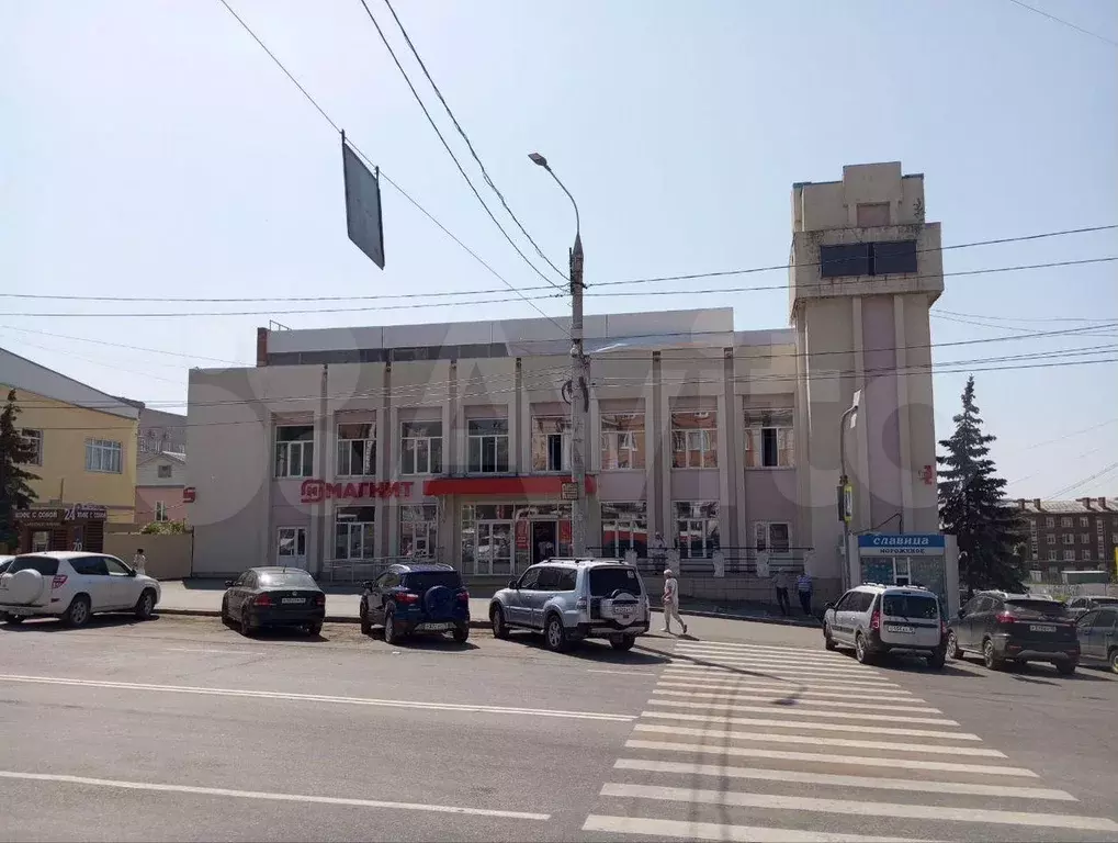 Сдаётся цоколь 300м с прилегающей территорией - Фото 1