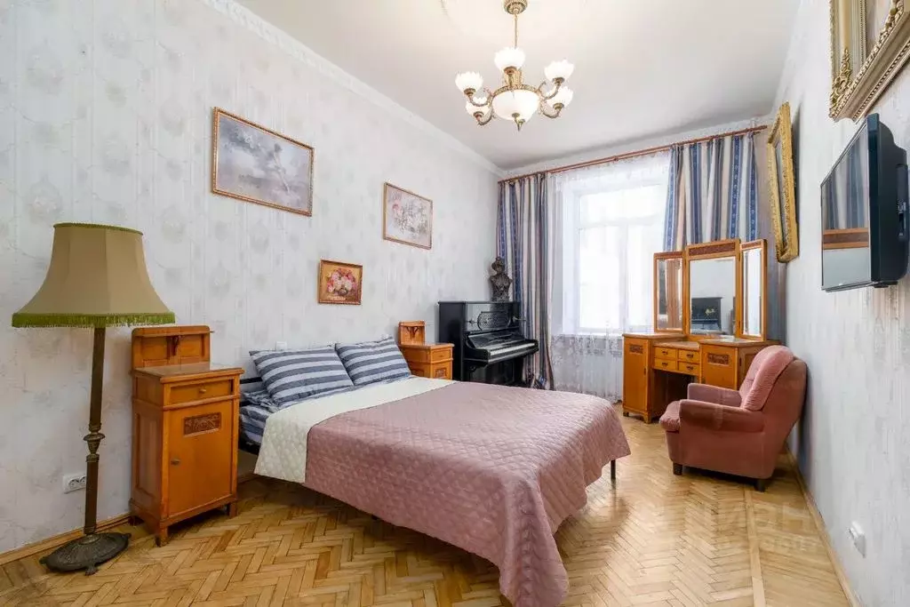 2-к кв. Санкт-Петербург Кронверкский просп., 31 (56.0 м) - Фото 0