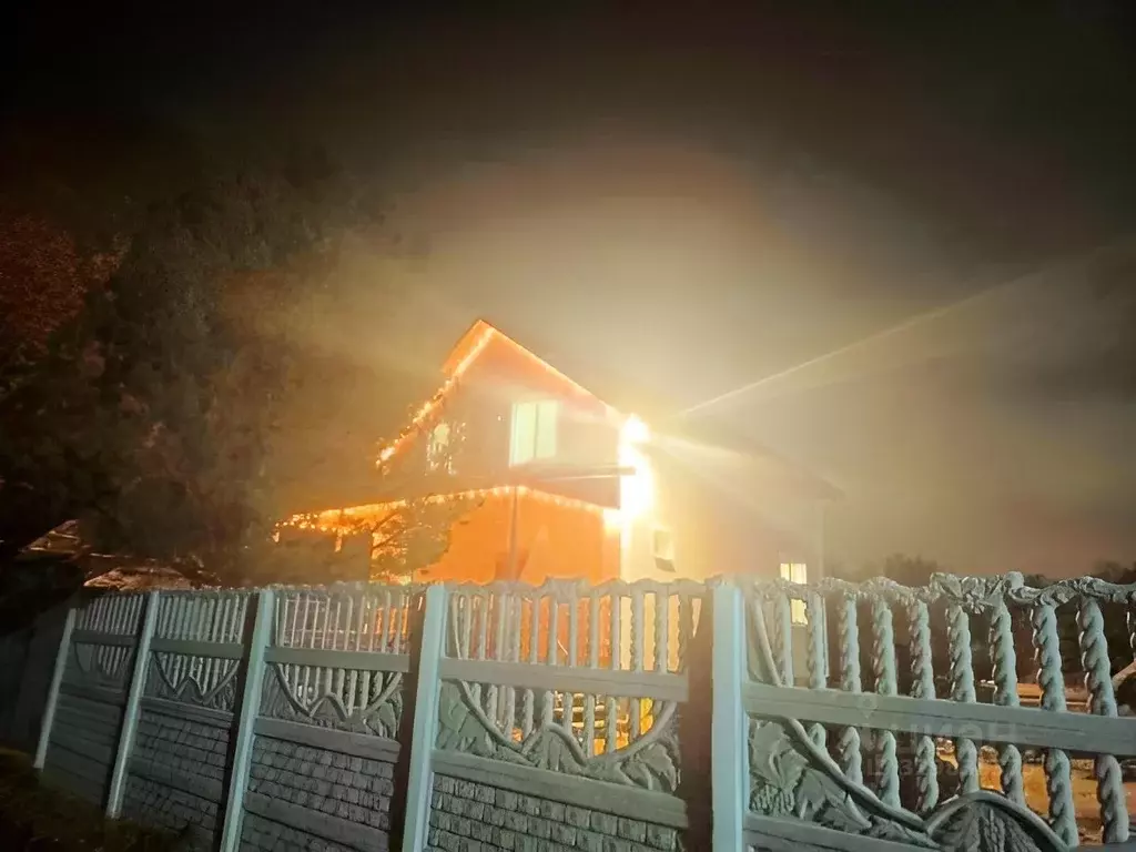 Дом в Саратовская область, Саратов проезд 21-й Загородный (180 м) - Фото 2