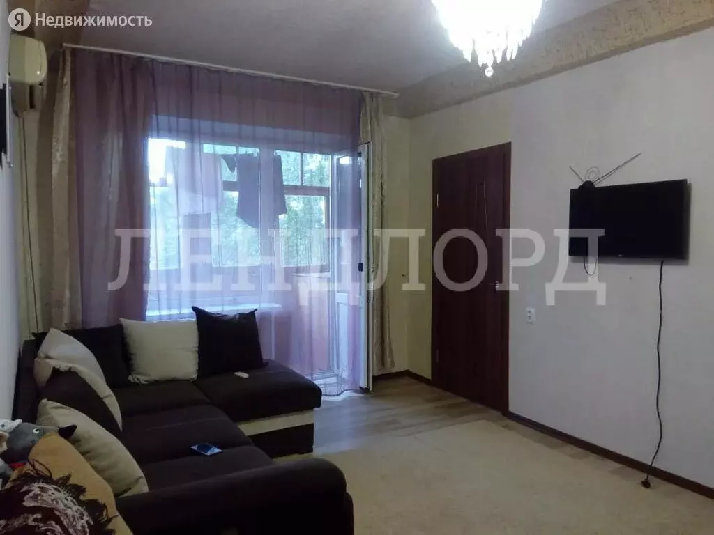 3-комнатная квартира: Ростов-на-Дону, улица Андрея Сладкова, 85к2 ... - Фото 1