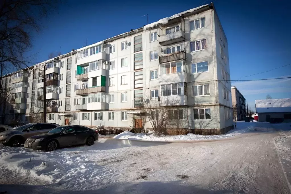 4-к кв. Новгородская область, Малая Вишера Лесная ул., 14Б (58.5 м) - Фото 0
