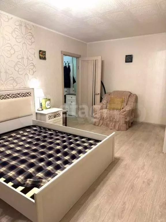 1-к. квартира, 37 м, 1/9 эт. - Фото 1