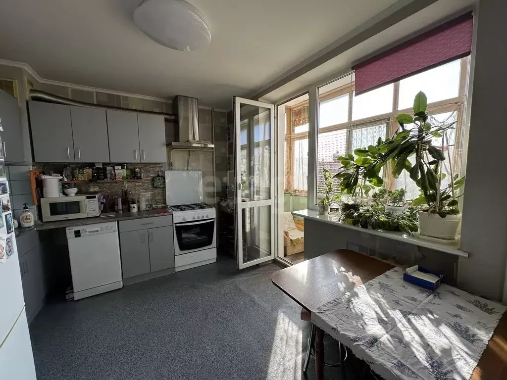 3-к кв. Севастополь ул. Хрусталева, 159 (64.1 м) - Фото 1