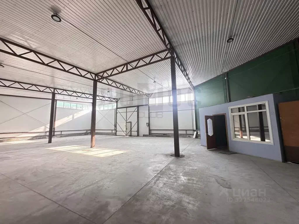 Склад в Свердловская область, Сысертский муниципальный округ, пос. ... - Фото 1