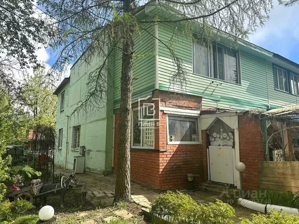 Дом в Калужская область, Мещовск городское поселение, д. Баранцево ул. ... - Фото 1