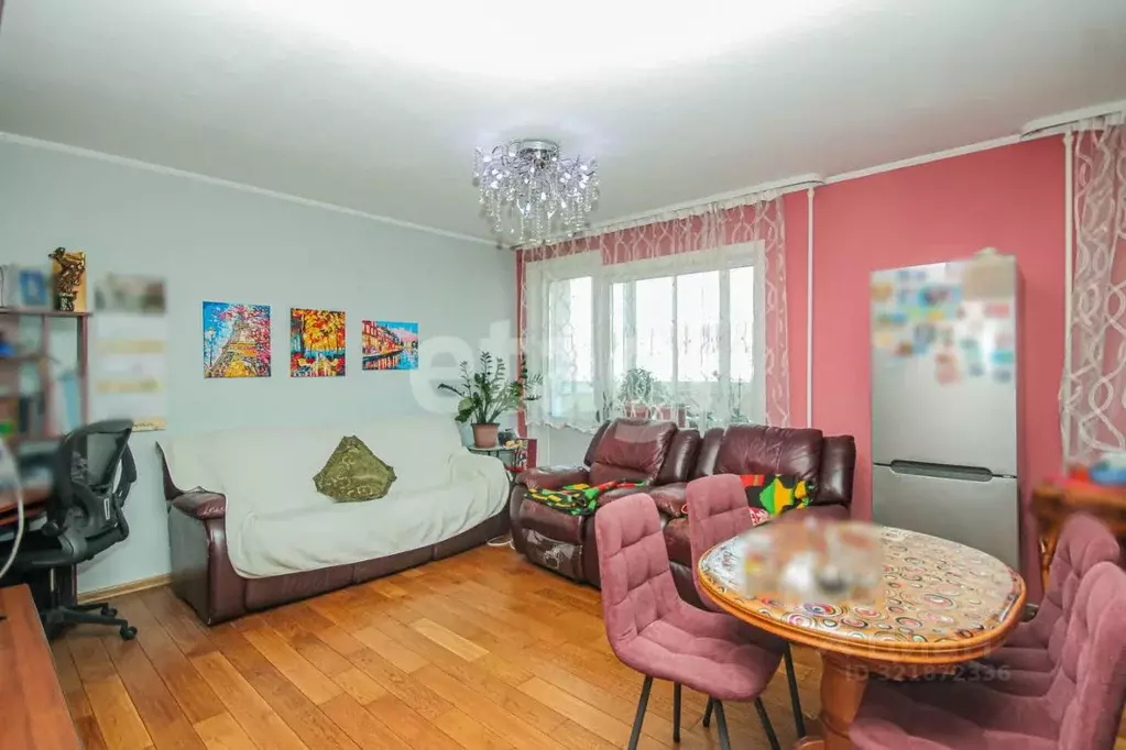 3-к кв. Бурятия, Улан-Удэ ул. Толстого, 10 (66.7 м) - Фото 0