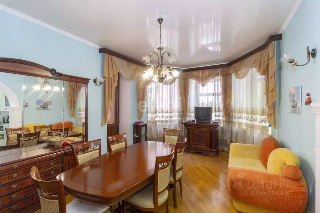 4-к кв. Тюменская область, Тюмень ул. Пржевальского, 41 (148.6 м) - Фото 1