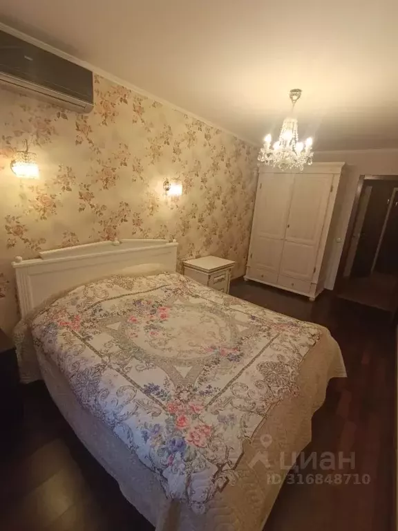 3-к кв. Санкт-Петербург Рабочий пер., 4/8 (74.0 м) - Фото 0