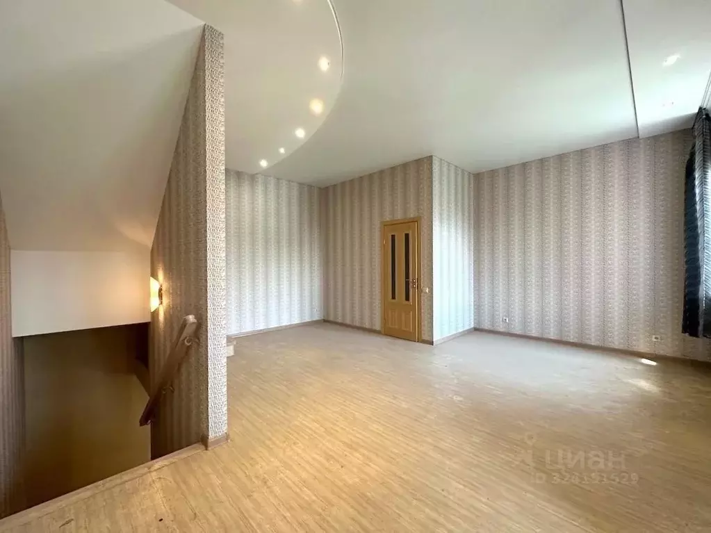 4-к кв. Тульская область, Тула ул. Декабристов, 112 (172.8 м) - Фото 1