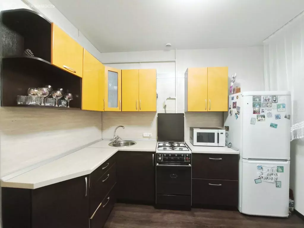 2-комнатная квартира: Чебаркуль, улица Карпенко, 4А (50.5 м) - Фото 1