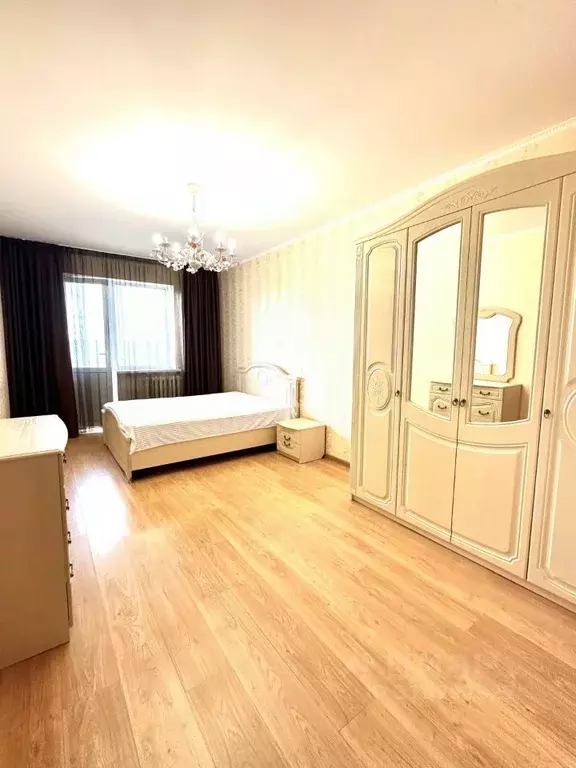 2-к кв. Брянская область, Брянск Московский просп., 49 (79.0 м) - Фото 0