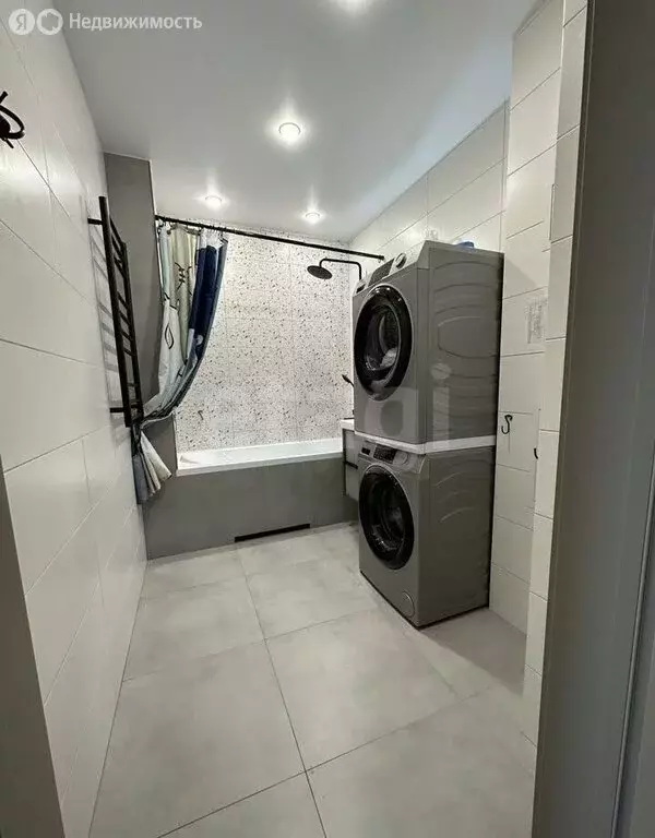 2-комнатная квартира: Иркутск, улица Лермонтова, 17 (68 м) - Фото 1
