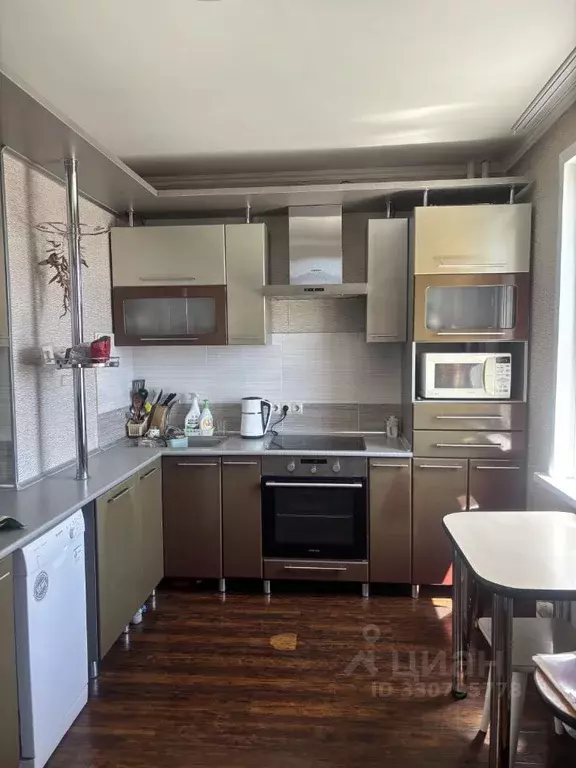 2-к кв. Алтайский край, Барнаул Сиреневая ул., 30 (50.0 м) - Фото 1