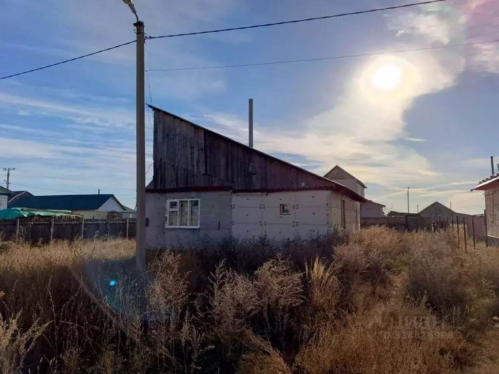 Дом в Оренбургская область, Соль-Илецк Вишневая ул. (45 м) - Фото 1