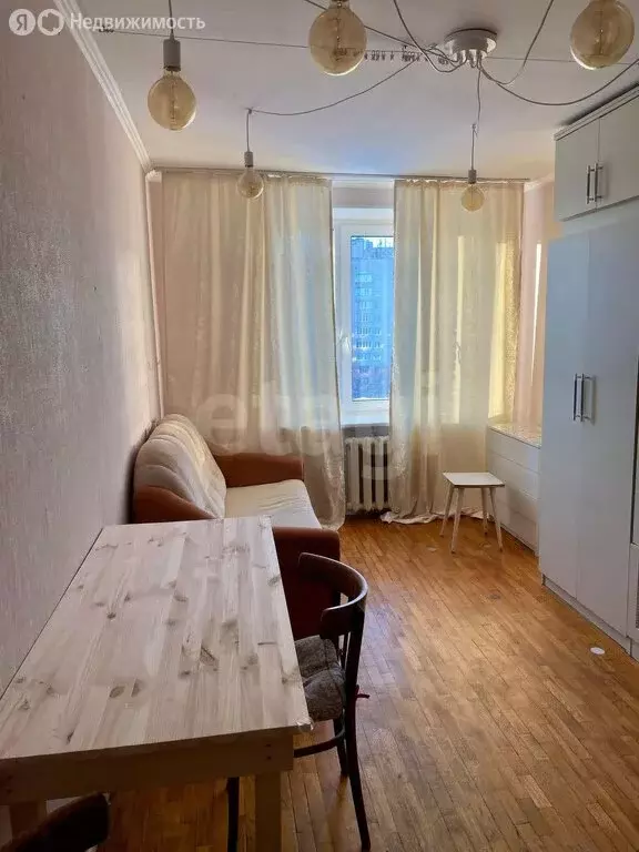 3-комнатная квартира: Санкт-Петербург, улица Партизана Германа, 6 ... - Фото 1