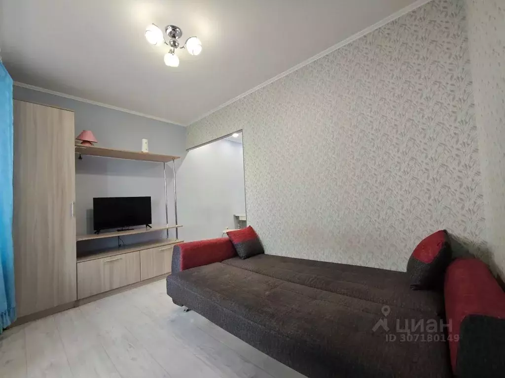 1-к кв. Тюменская область, Тобольск 15-й мкр, 35 (27.0 м) - Фото 0