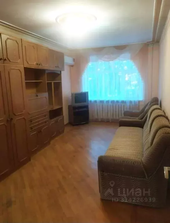 2-к кв. Ростовская область, Батайск ул. Орджоникидзе, 2Б (47.0 м) - Фото 0