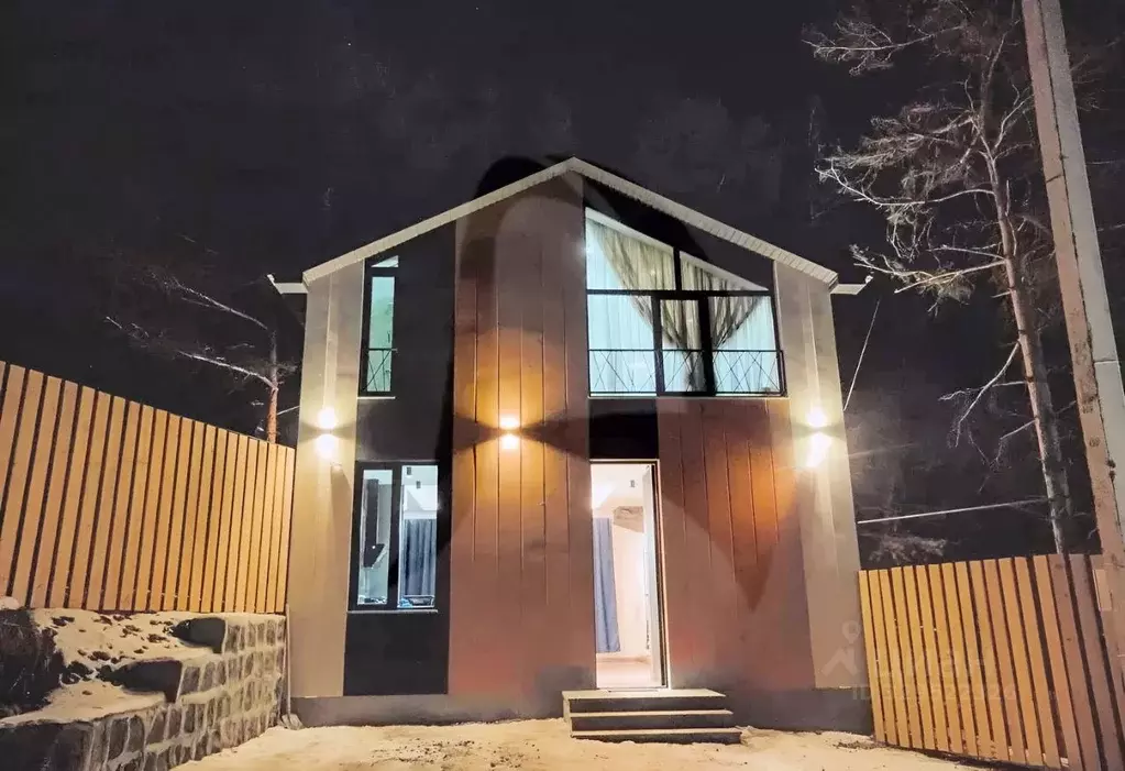 Дом в Краснодарский край, Сочи городской округ, Красная Поляна пгт  ... - Фото 1