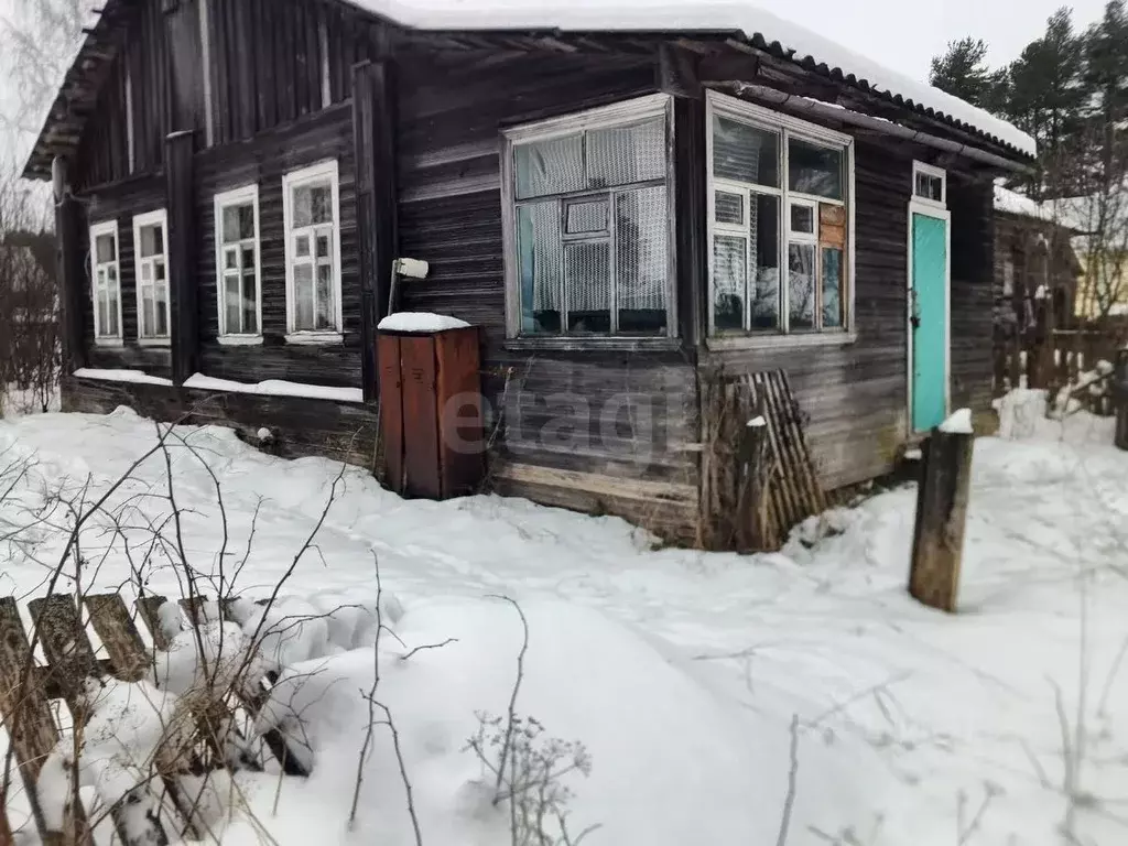 3-к кв. Вологодская область, Вашкинский муниципальный округ, с. Липин ... - Фото 1