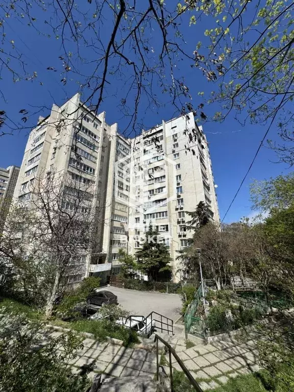 2-к кв. Крым, Ялта ул. Красноармейская, 54 (59.9 м) - Фото 0