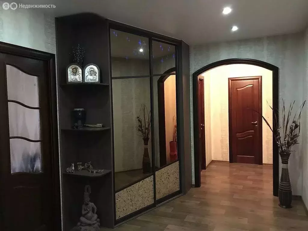 3-комнатная квартира: Красноярск, Судостроительная улица, 90 (85 м) - Фото 2