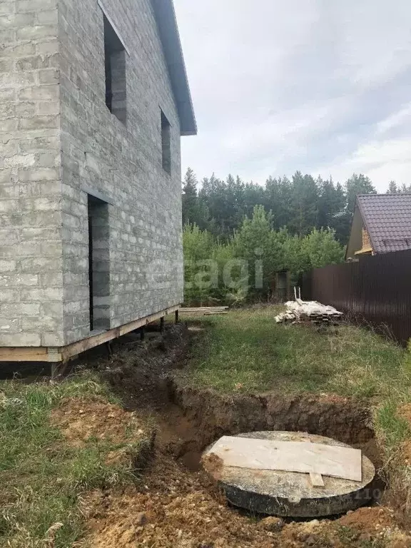Дом в Свердловская область, Екатеринбург Лесные Тропы кп,  (200 м) - Фото 0