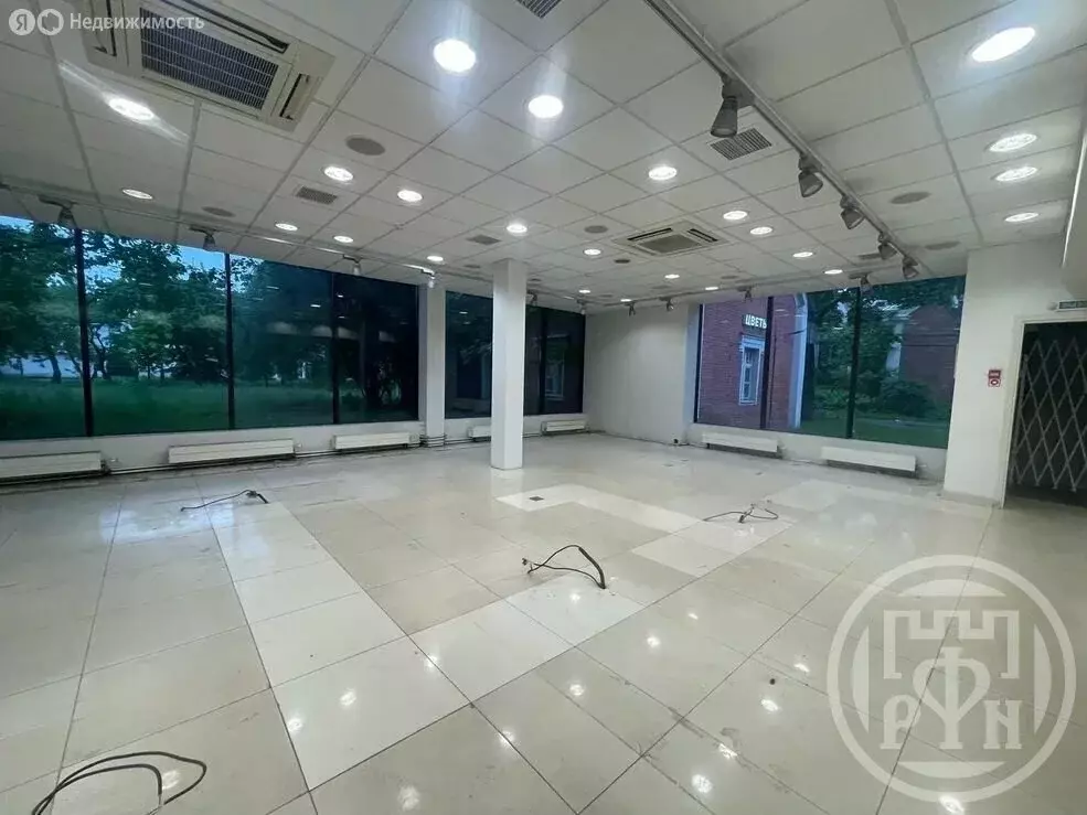 Помещение свободного назначения (323 м) - Фото 0