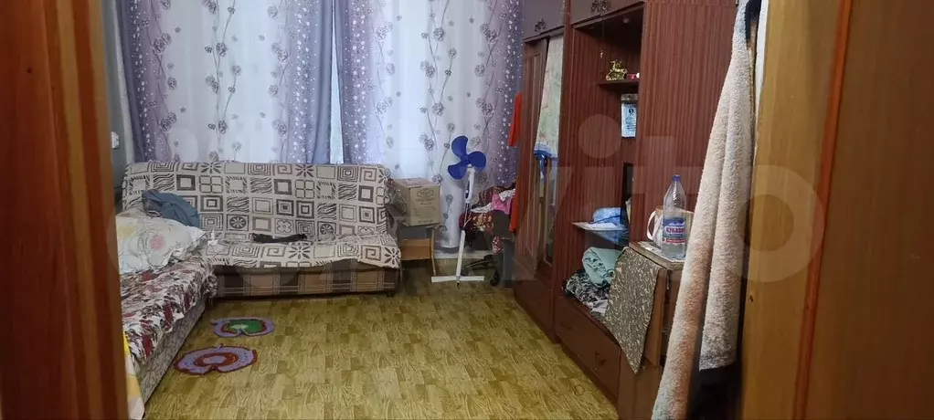 Комната 16 м в 3-к., 1/3 эт. - Фото 0
