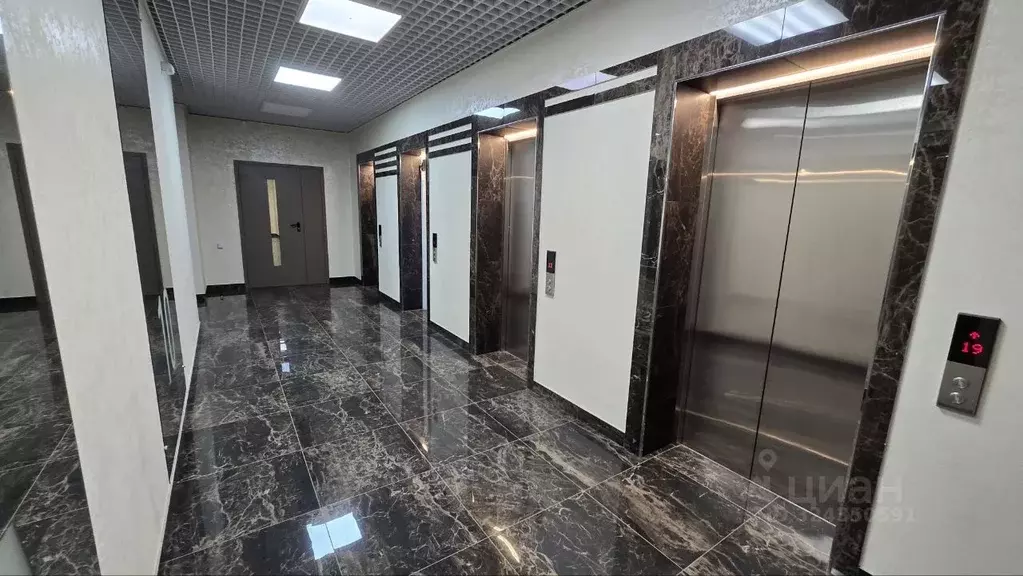 2-к кв. Новосибирская область, Новосибирск ул. Шевченко, 19/1к2 (48.0 ... - Фото 2