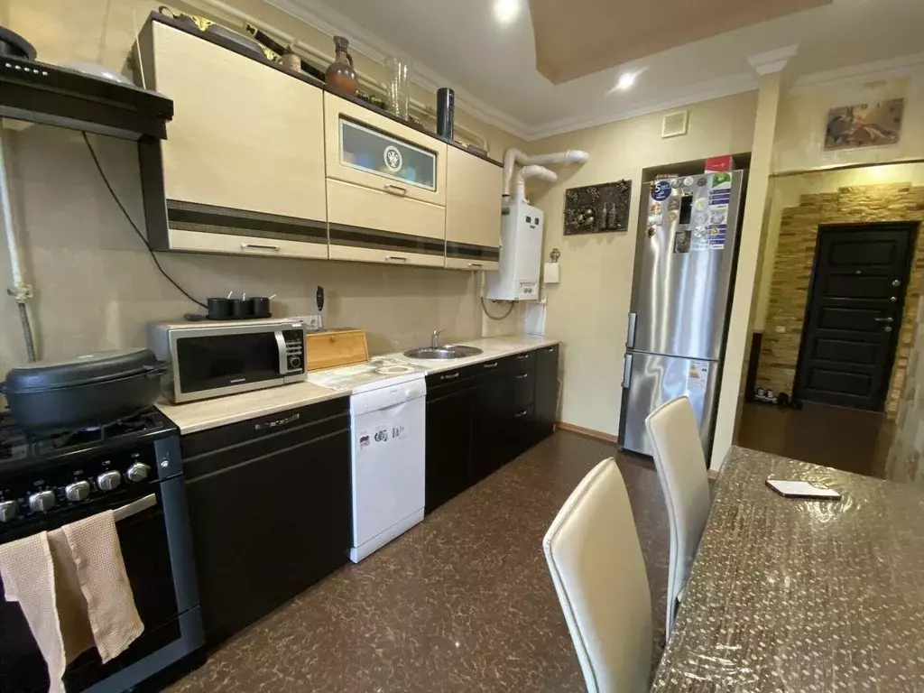 3-к кв. Краснодарский край, Темрюк ул. Анджиевского, 3Вк2 (70.0 м) - Фото 1