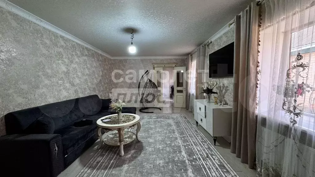 Дом 400 м на участке 5 сот. - Фото 0