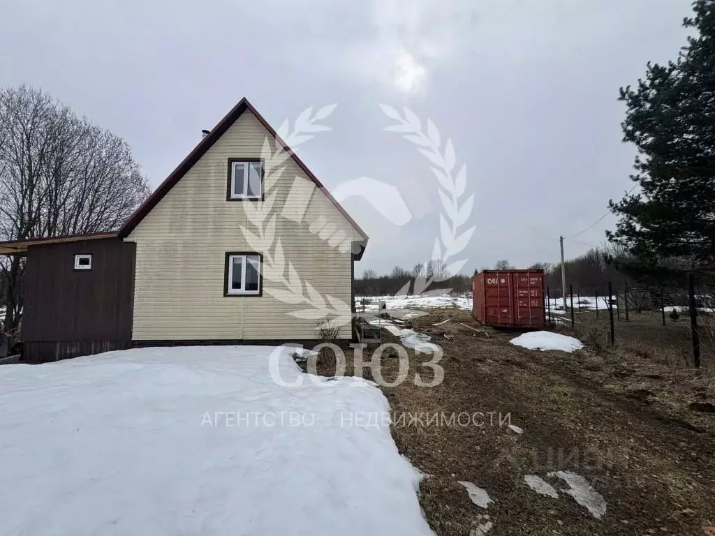 Дом в Калужская область, Бабынинский муниципальный округ, Воротынск ... - Фото 1