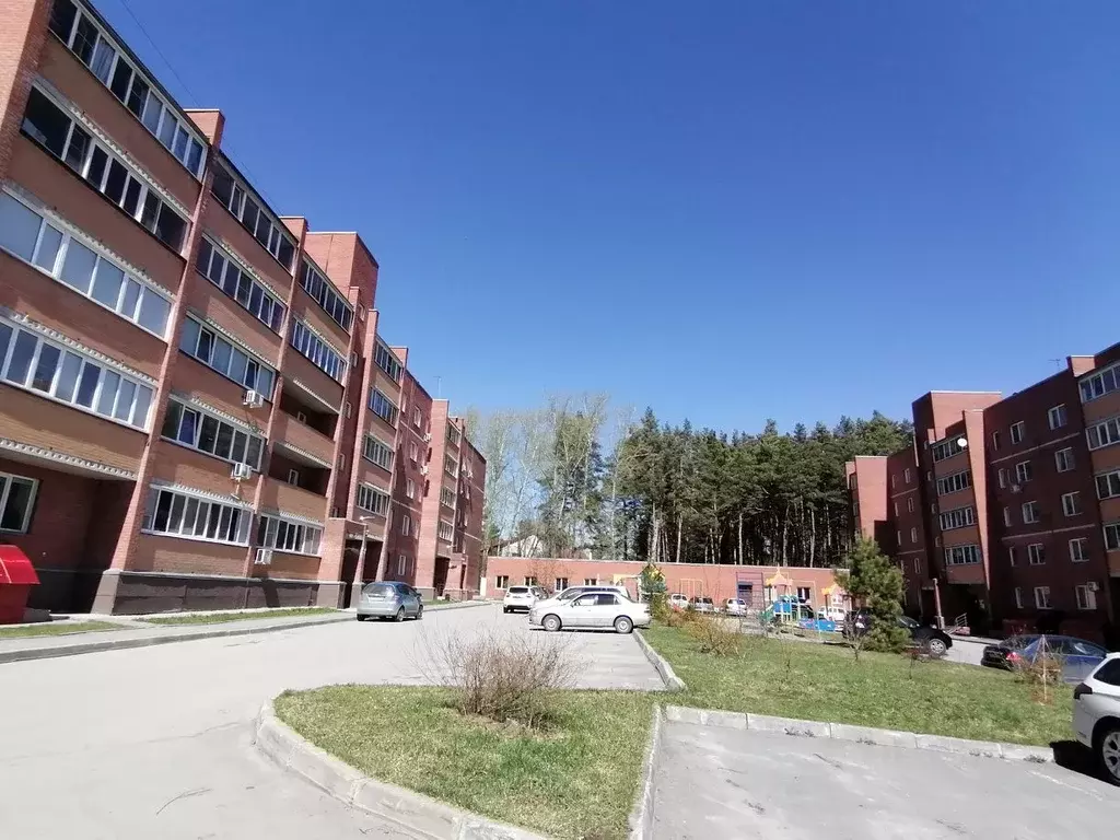 1-к кв. Новосибирская область, Новосибирск ул. Маяковского, 1/1 (38.6 ... - Фото 0